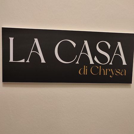 La Casa Di Chrysa Apartment Larissa Luaran gambar